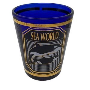 1990s Sea World Orca Whale Shot Glass Cobalt Blue Gold Trim‎ Libbey Souvenir